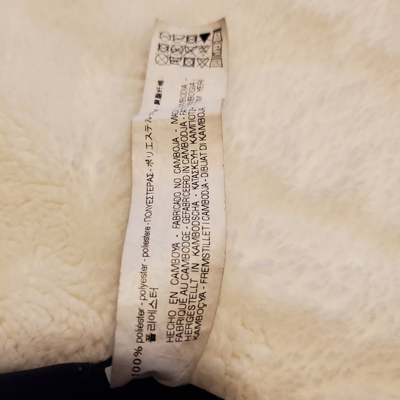 Zara Basic Wide Leg Accordion Pleat Culottes - Picture 11 of 11